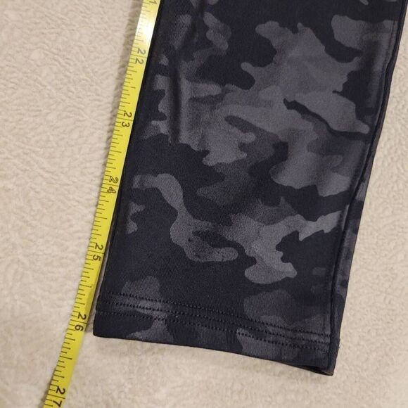 Spanx camo leggings, size Large - Picture 11 of 13